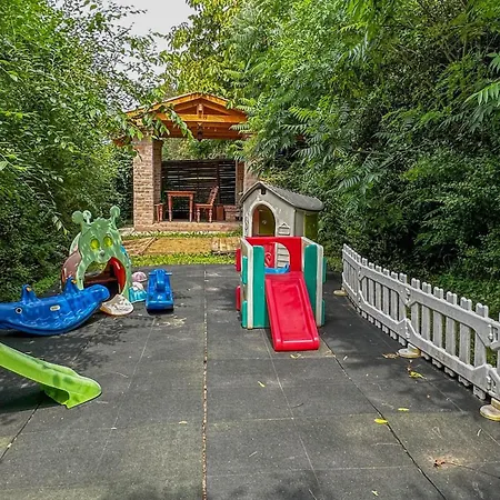 Apartamento Fekete Rigó