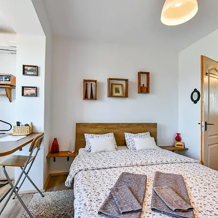 Fekete Rigó Apartamento *